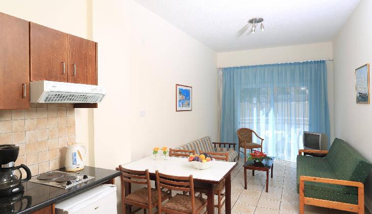 Jacaranda Hotel Apartments