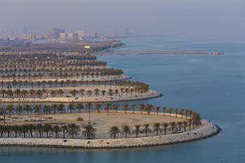 DoubleTree by Hilton Dhahran