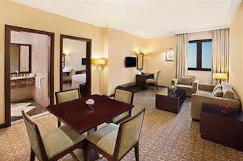 DoubleTree by Hilton Dhahran