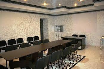 هتل امپریال پالاس