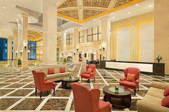 DoubleTree by Hilton Dhahran