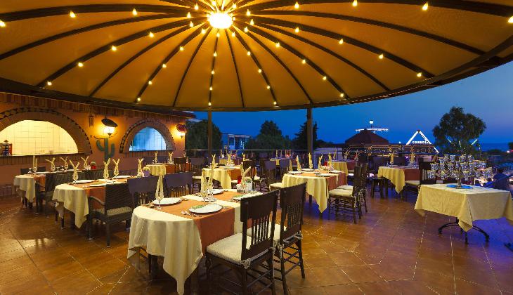 Club Hotel Turan Prince World