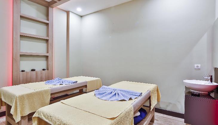 Throne Seagate Belek Hotel