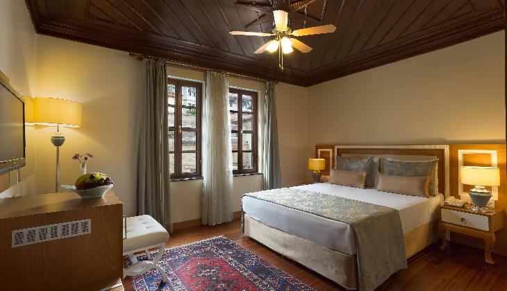 دوگان هتل انتالیا