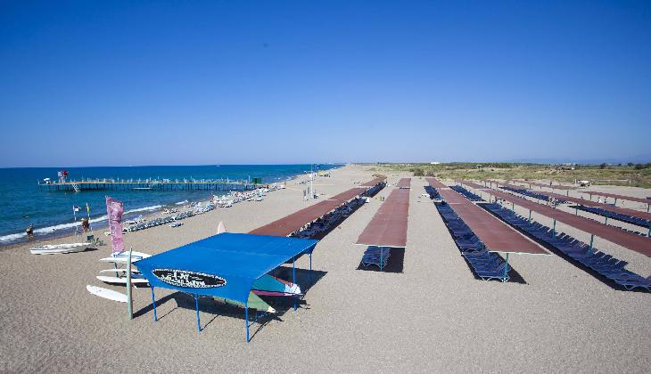 Euphoria Palm Beach Resort