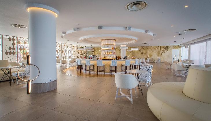 Napa Plaza Adults Only