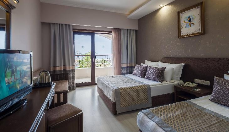 Club Hotel Turan Prince World