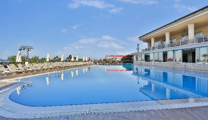 Throne Seagate Belek Hotel