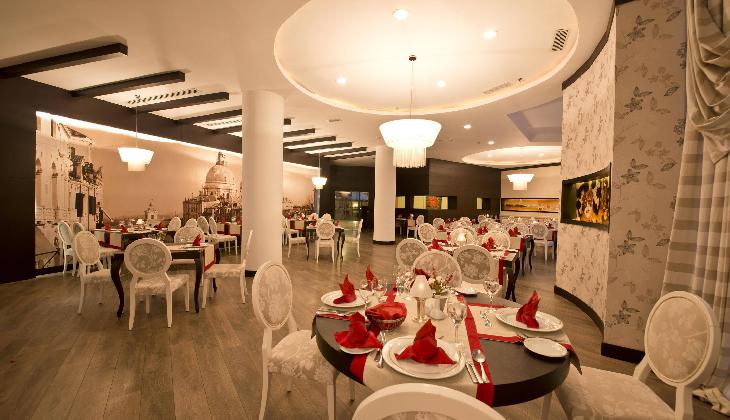 Limak Atlantis Deluxe Resort & Hotel