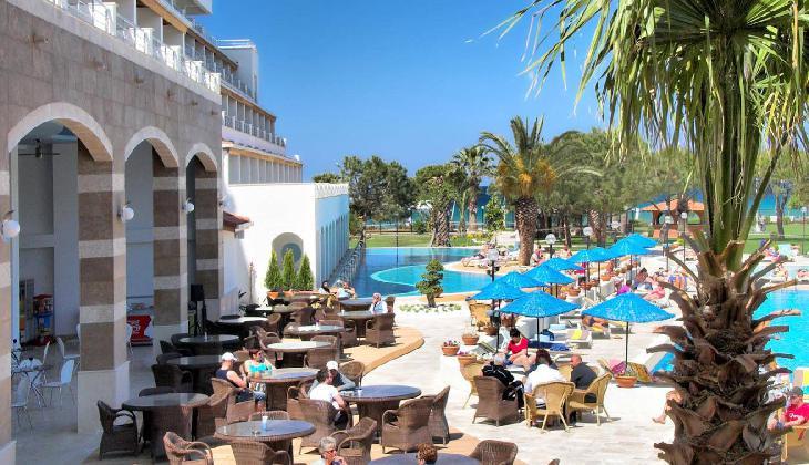 Batihan Beach Resort & Spa