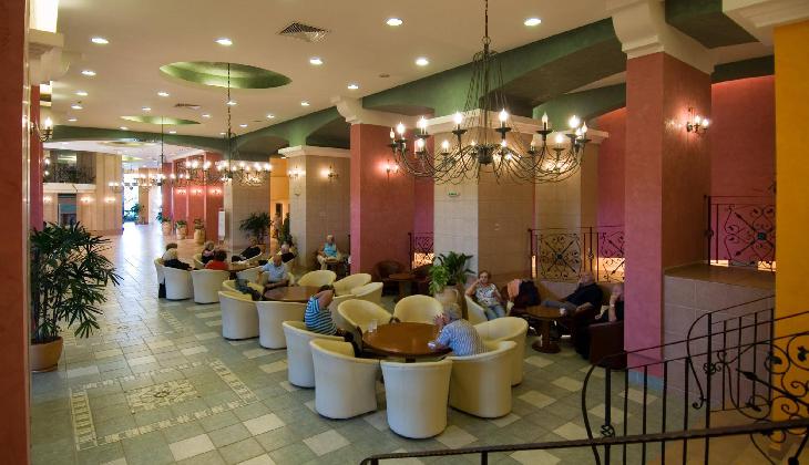 Hrizantema Hotel and Casino