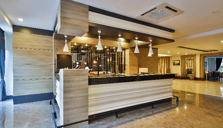 Throne Seagate Belek Hotel