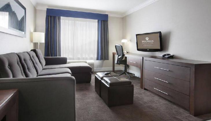 Sandman Signature Edmonton South Hotel
