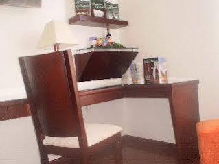 Hotel Platinum Suite