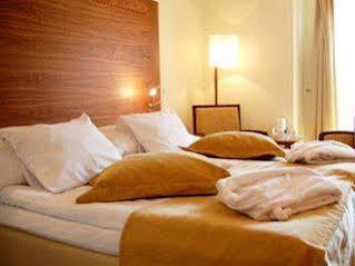 Clarion Collection Hotel Temperance