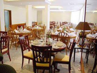 Al Jawhara Metro Hotel