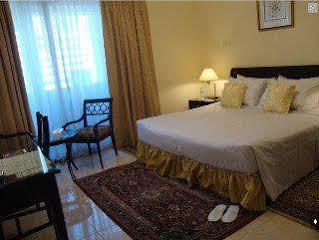 Al Muraqabat Plaza Hotel Apartments