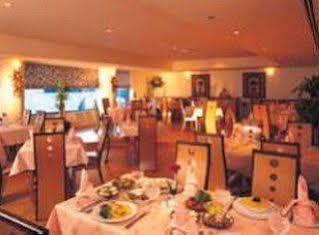 هتل گلدن تولیپ نیهال پالاس