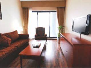 London Crown 1 Hotel Apartments