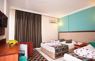 Concordia Celes Hotel