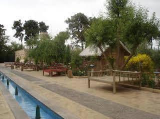 Moshir al-Mamalek Garden