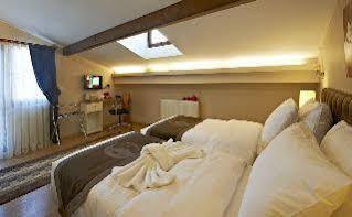 Taksim Plussuite Hotel