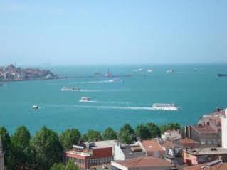 Golden Street Sea View Apartments