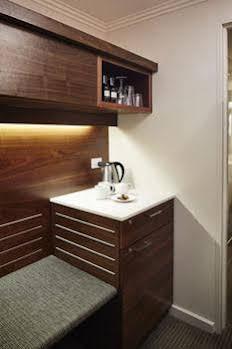 Melbourne Parkview Hotel