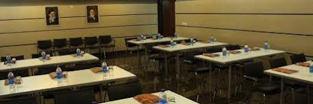 هتل هویزه تهران