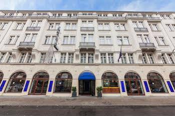 Novum Select Berlin Checkpoint Charlie