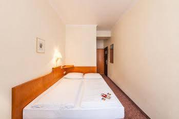 Novum Hotel Ahl Meerkatzen Köln Altstadt