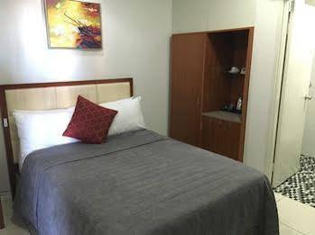 Comfort Inn & Suites Burwood