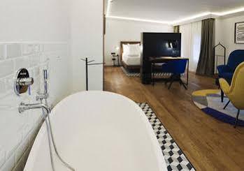 One Shot Palacio Reina Victoria 04