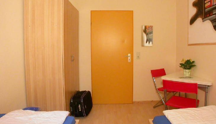 Alcatraz Backpacker Hostel