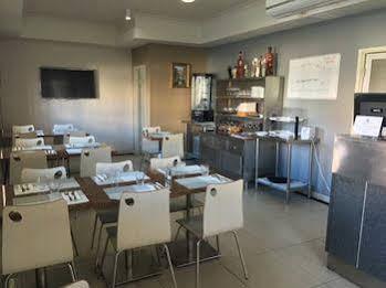 Comfort Inn & Suites Burwood