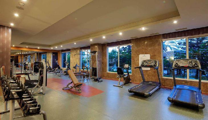 Crystal Admiral Resort Suites & Spa