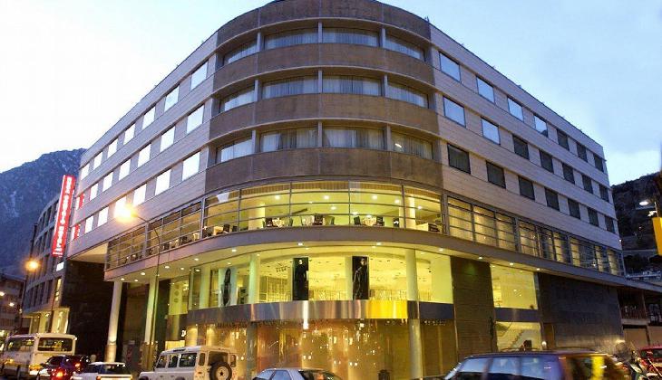 Centric Atiram Hotel