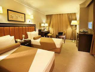 BEST WESTERN PREMIER SENATOR