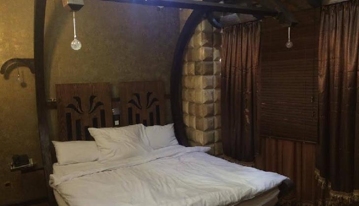 Ferdowsi International Grand Hotel