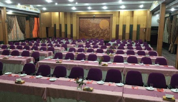 هتل آسمان اصفهان