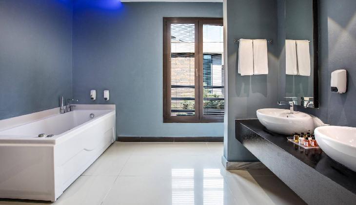 Aria Claros Beach & Spa Resort