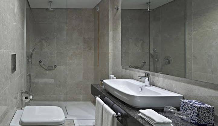 BEST WESTERN PREMIER SENATOR