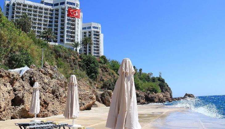 هتل آکرا باروت