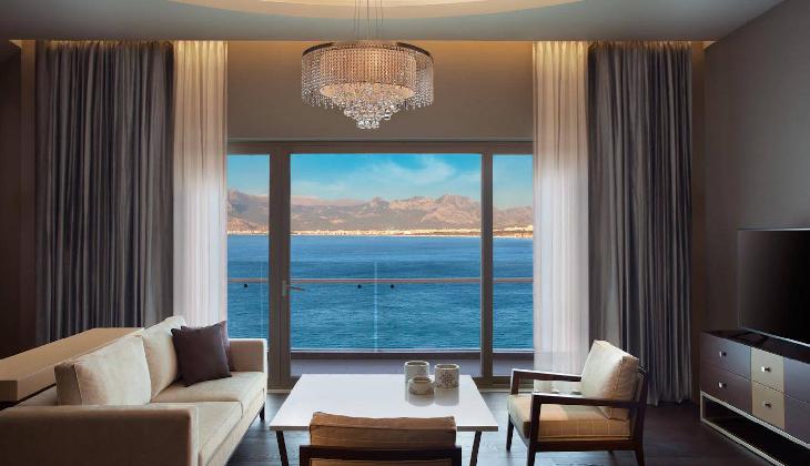 هتل آکرا باروت