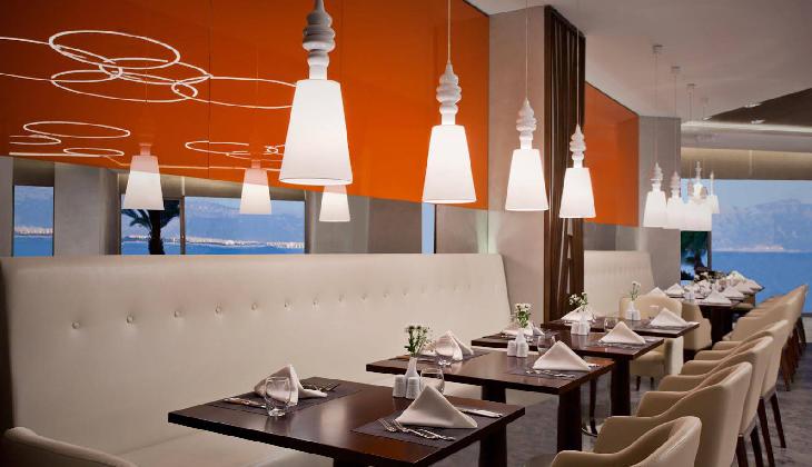 هتل آکرا باروت