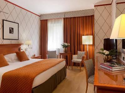 استار هتل متروپل