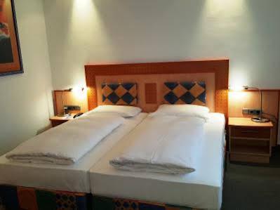 TOP Kongresshotel Europe