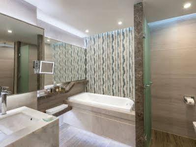 هتل ریکسوس پریمیوم بلک