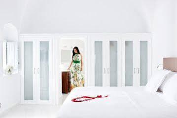 Canaves Oia Santorini