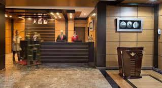 هتل بلوبی بلک استون